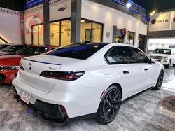 بي ام دبليو الفئة 7